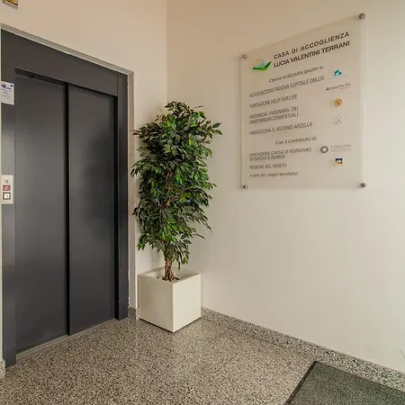 Casa Lucia Valentini Terrani 3*