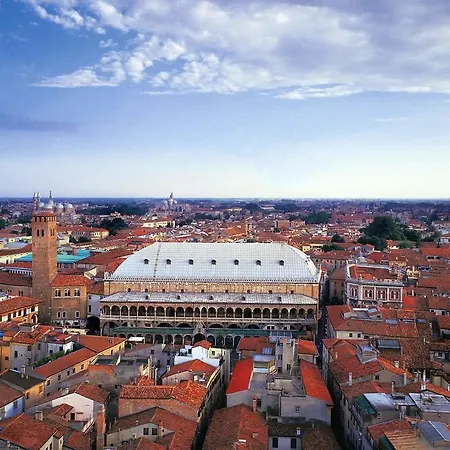Pensjonat Casa Lucia Valentini Terrani Padwa