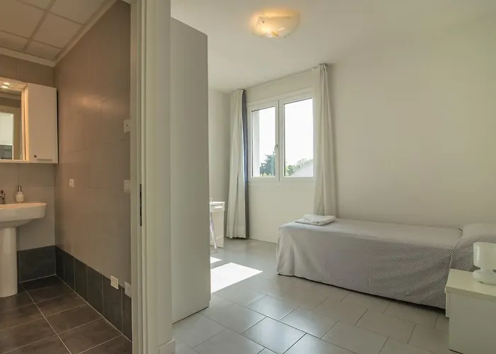 Casa Lucia Valentini Terrani Affittacamere 3*