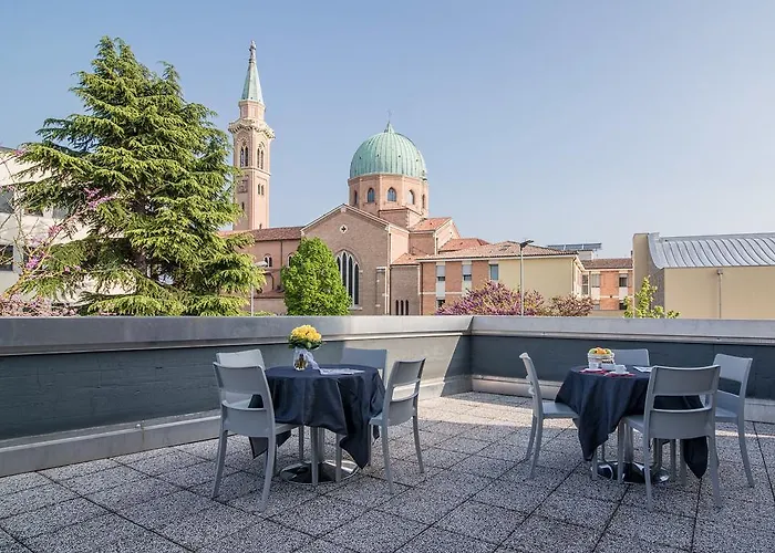 Casa Lucia Valentini Terrani 3*